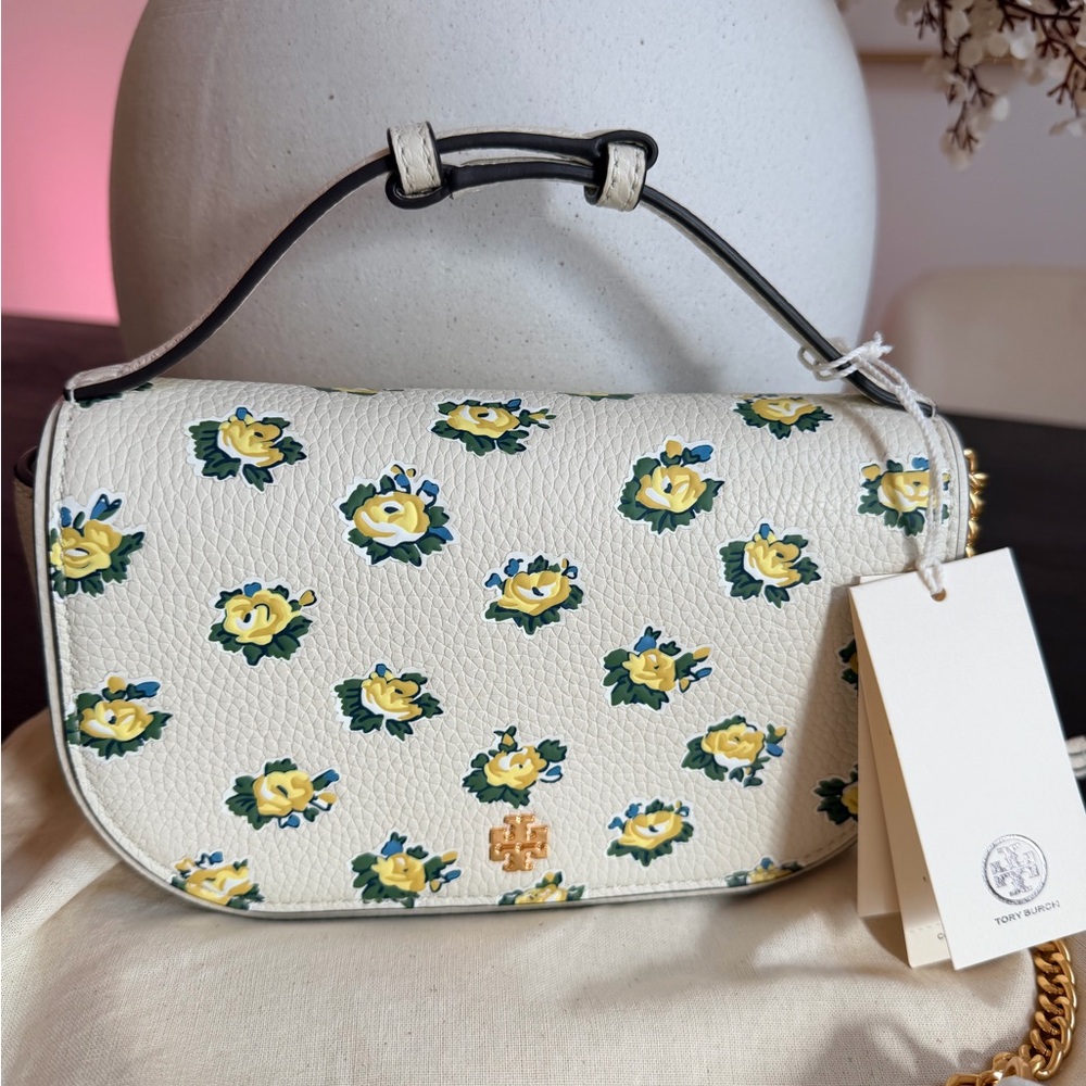 NEW AUTHENTIC TORY BURCH EMERSON PRINTED TOP HANDLE CROSSBODY.